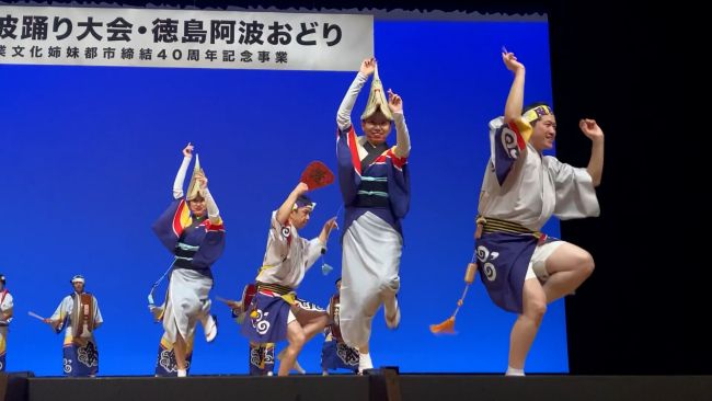 踊る“あほう”たちに約600人が手拍子 5年ぶり帯広で「全道阿波踊り